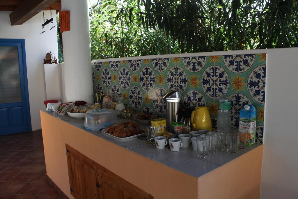 Casa Schmidt Bed & Breakfast Vulcano  Bagian luar foto
