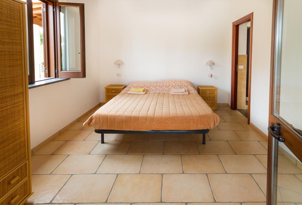 Casa Schmidt Bed & Breakfast Vulcano  Bagian luar foto